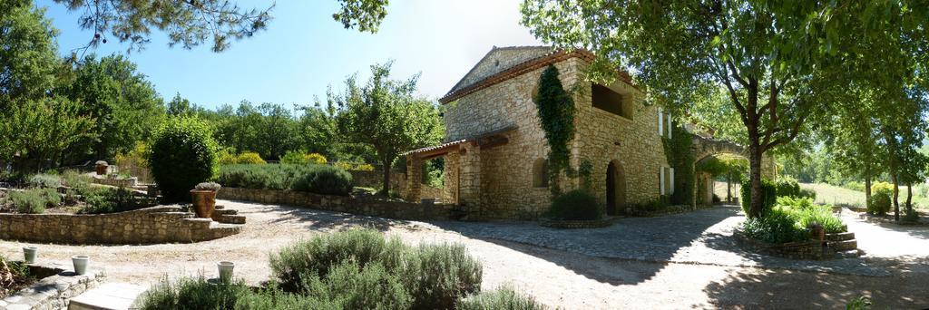 Hotel Lou Caleu Restaurant Le Rocher Des Abeilles Saint-Martin-de-Castillon Bagian luar foto